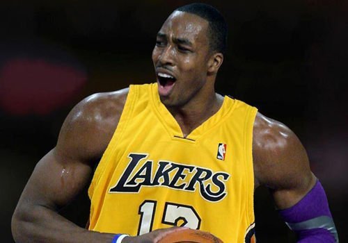 足球国足球迷自发组织万人方阵助威