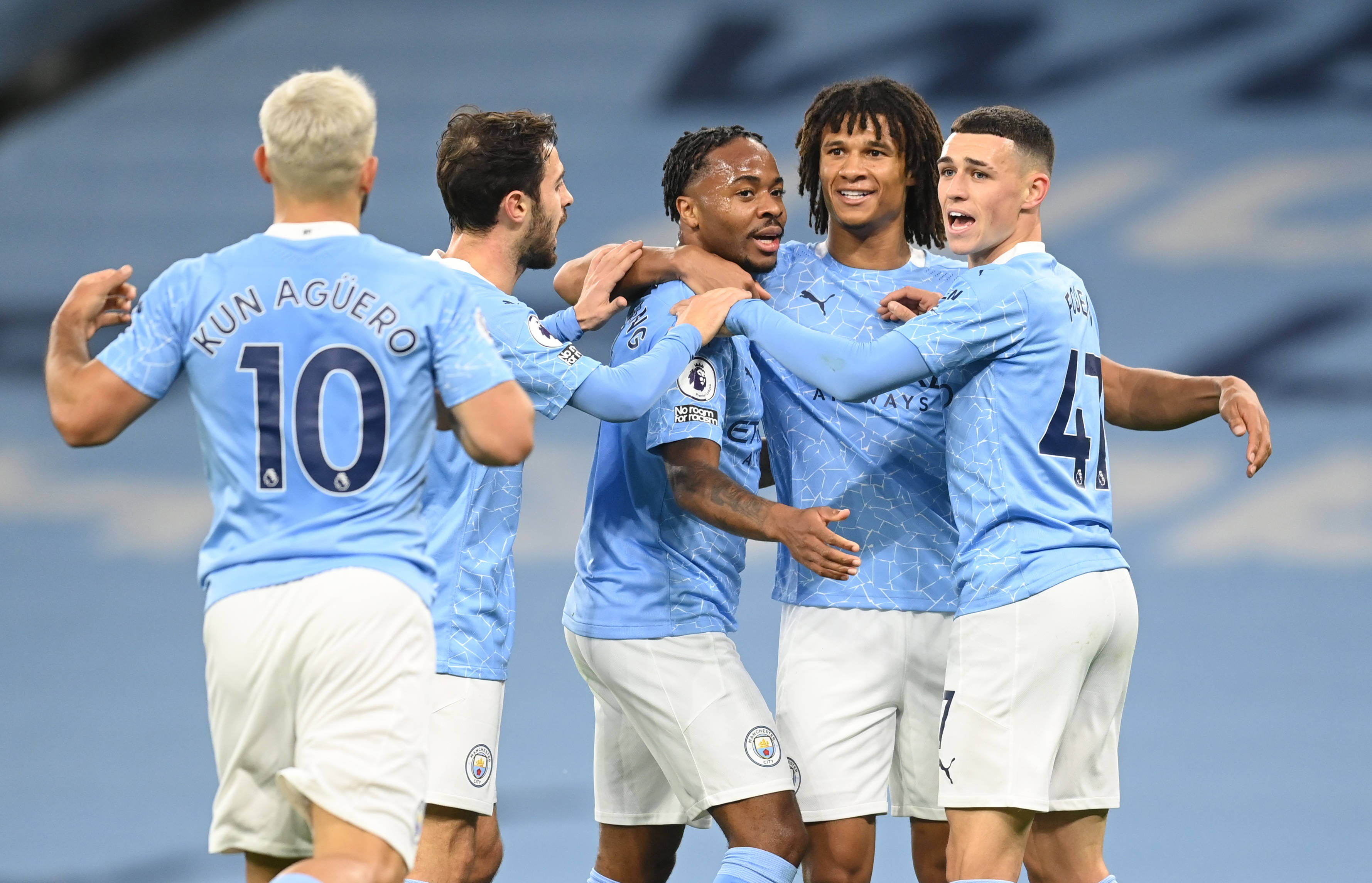 芝加哥小熊在 2016 年夺冠庆典吸引了 500 万人参加，是史上最大规模体育集会之一